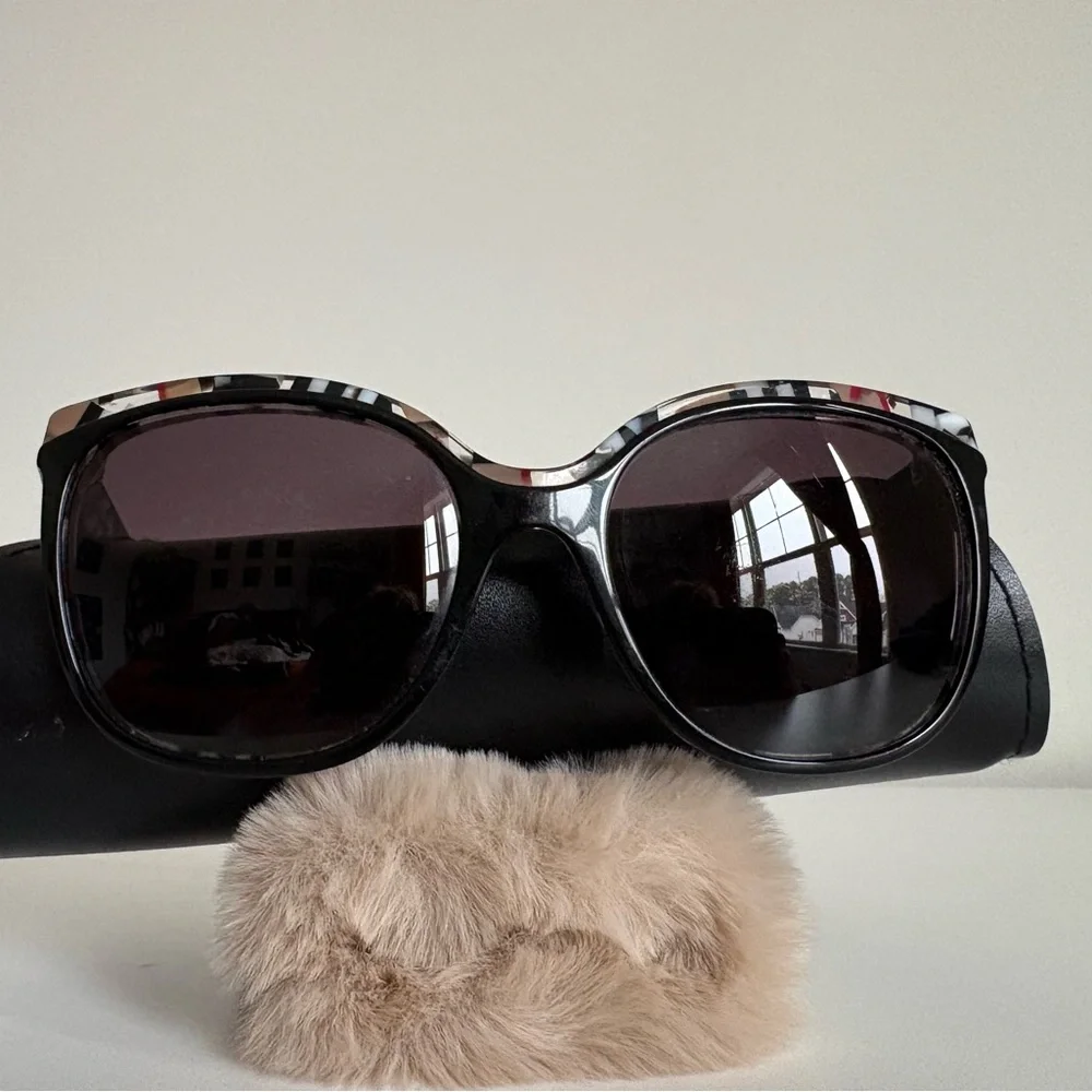 Burberry Black and Silver Women's Sunglasses - Picture 3 of 7